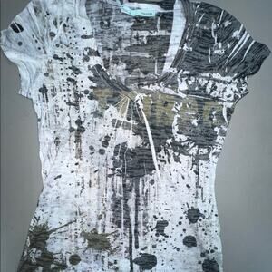 NWOT Maurices Tee Neutral Tones w/Rhinestuds M